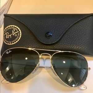 New women’s Ray-Ban Aviators